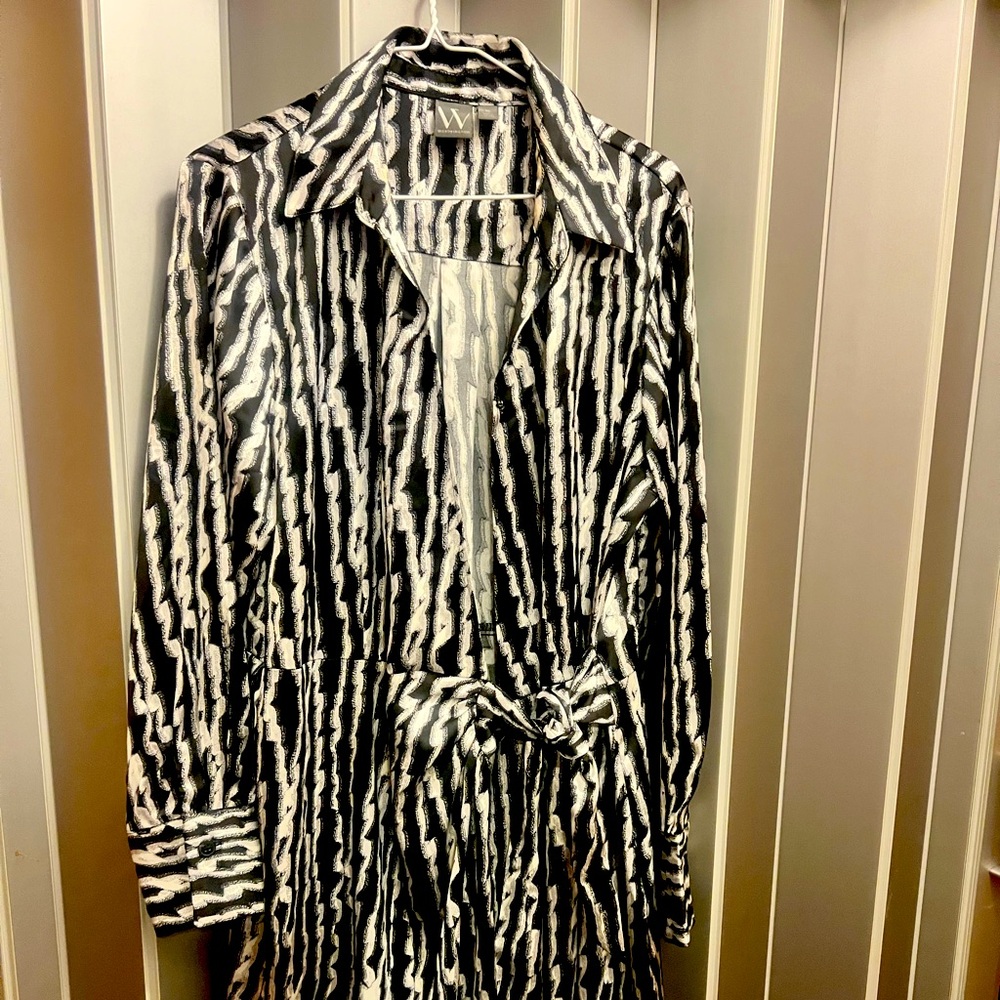 Worthington xl black gray
Side tie wrap dress